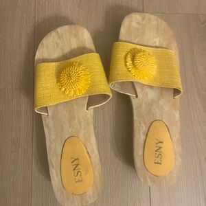 ESNY Yellow Slide Sandals Women’s Size 10 | Sunflower Detail Summer Slides
